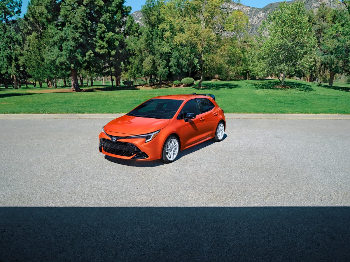 Image of 2026_Corolla_Hatchback_FX_007-min