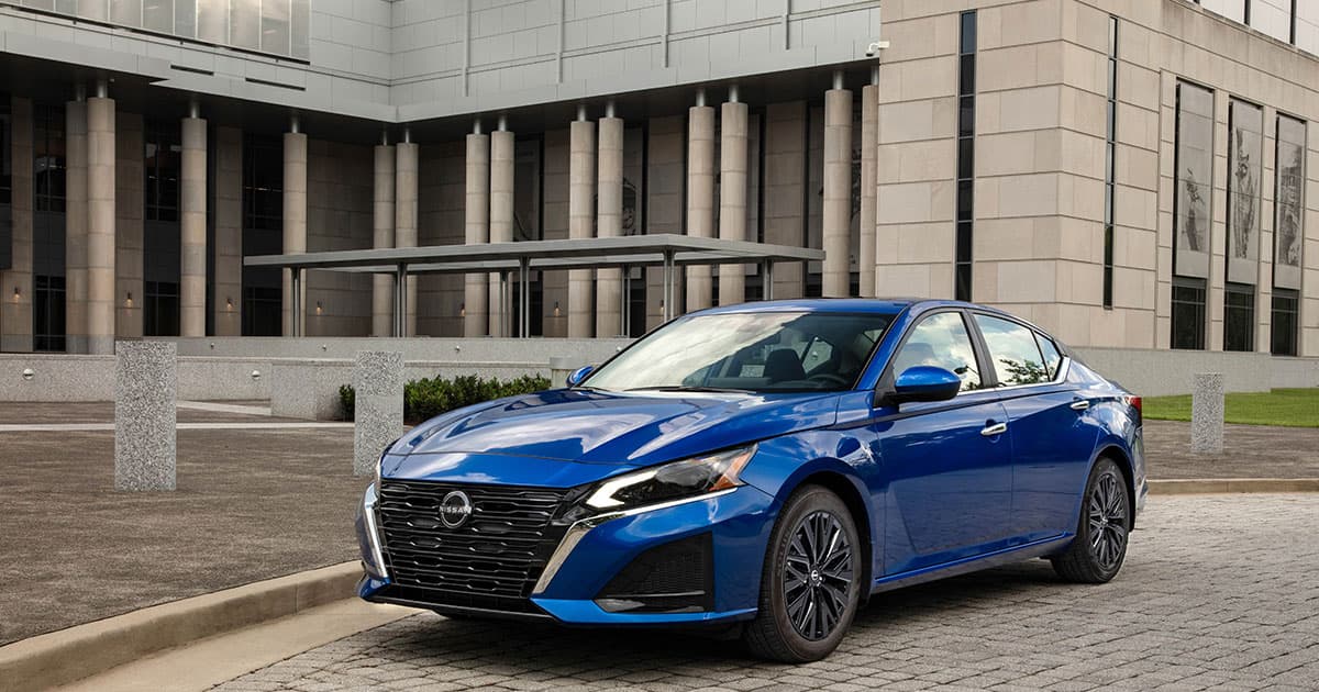 2025 Nissan Altima SV – Balanced & Efficient [Full Specs] 2025
