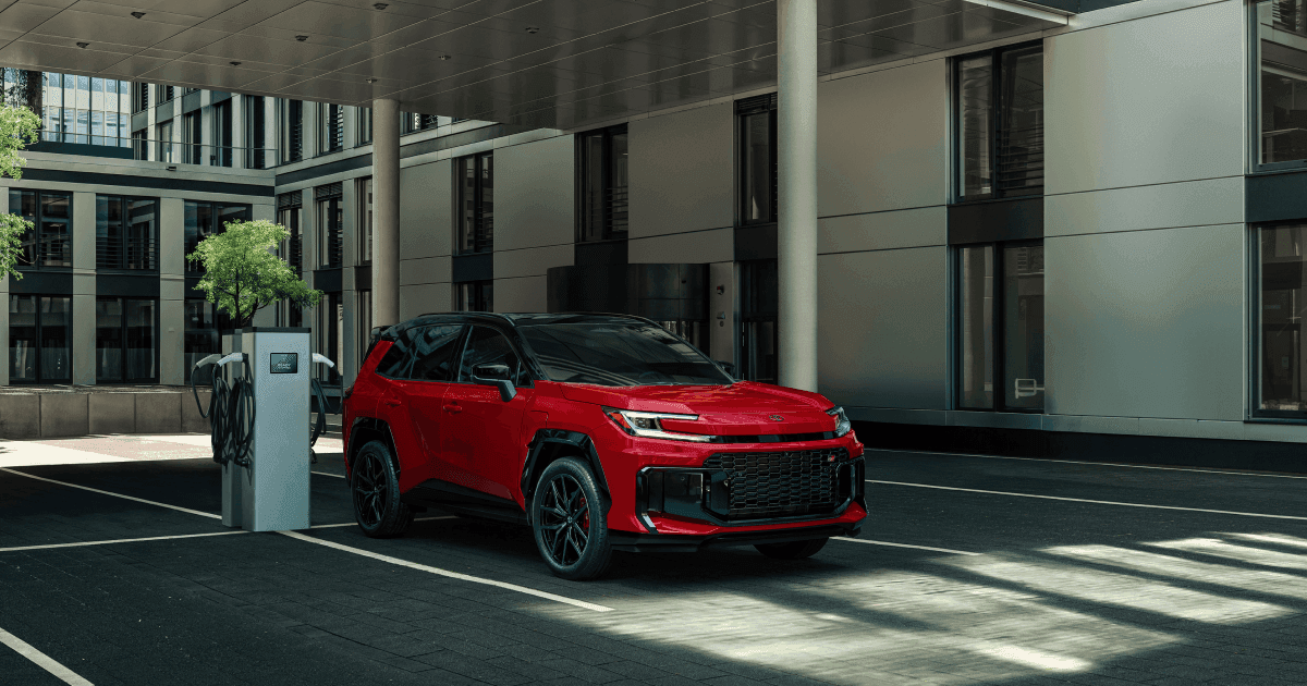 2026 Toyota RAV4 XSE – Sporty Hybrid Punch [Expert Guide] 2026