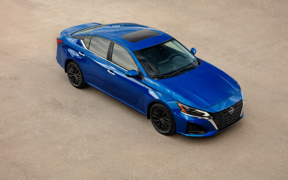 Image of 2025 Nissan Altima SV Special Edition-12-min