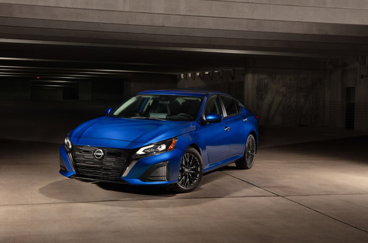 Image of 2025 Nissan Altima SV Special Edition-13-min