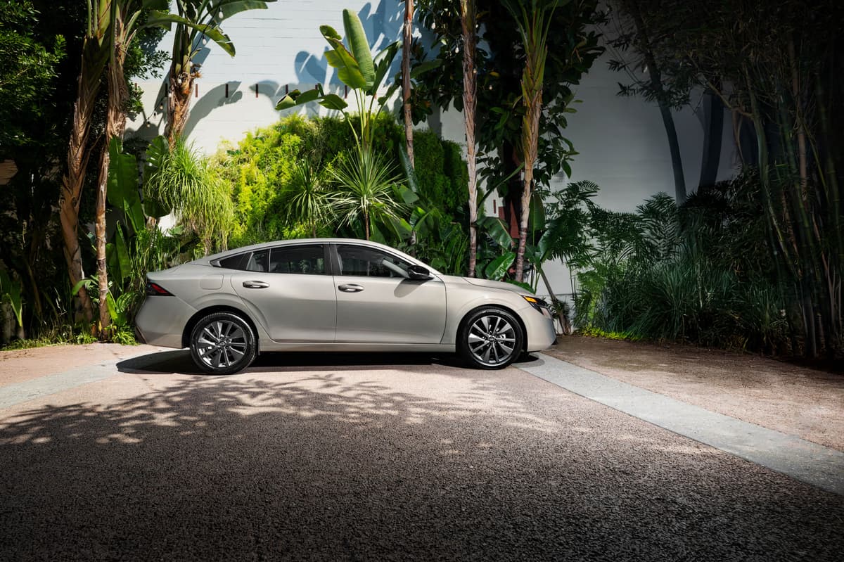 Image of 2026 Nissan Sentra SL-1-2-min