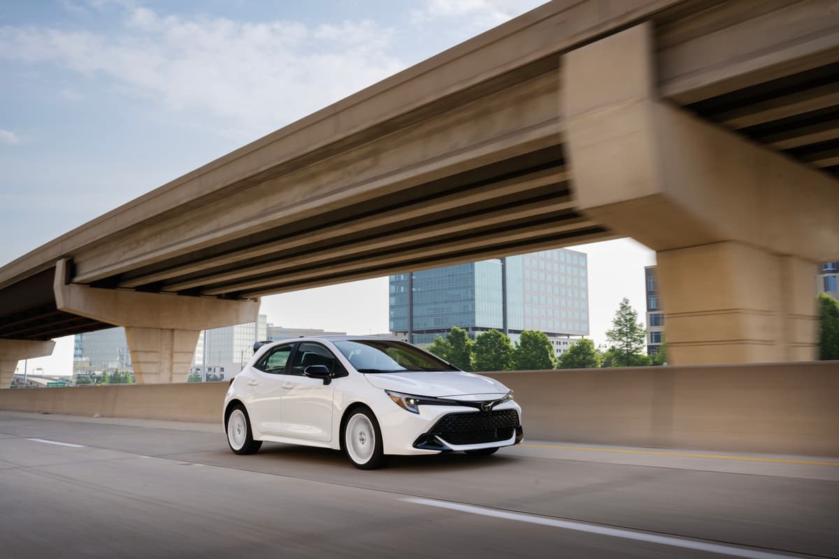 Image of 2026_Toyota_Corolla_Hatchback_FXEdition_IceCap_011